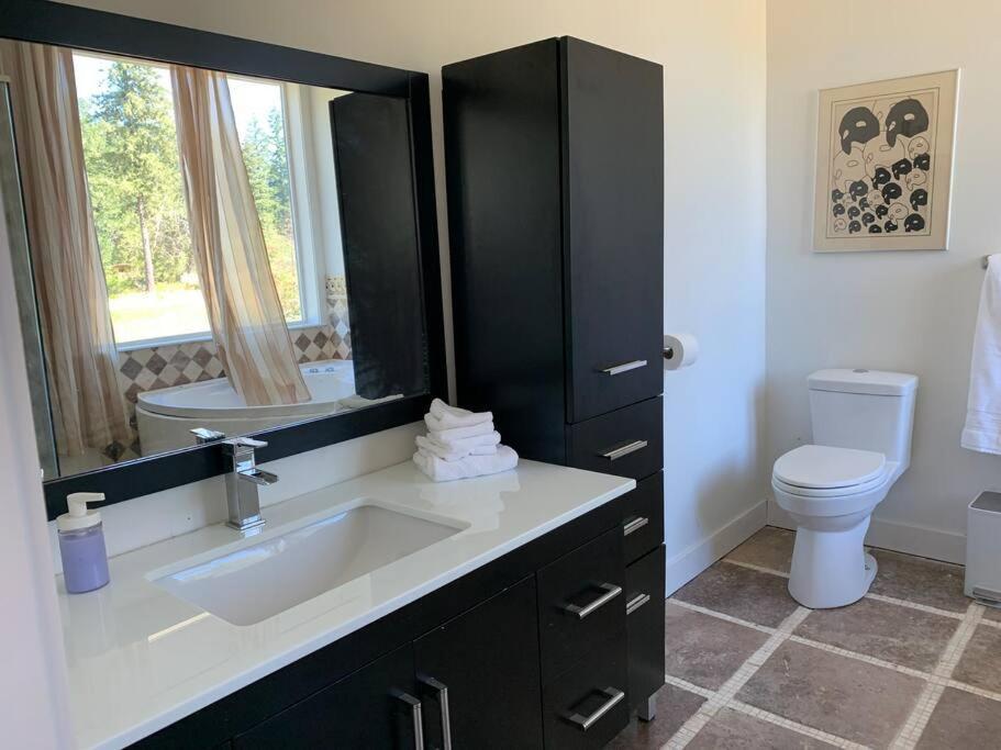 Country Home, Sleeps 6 Pets Friendly Port Alberni Exteriör bild
