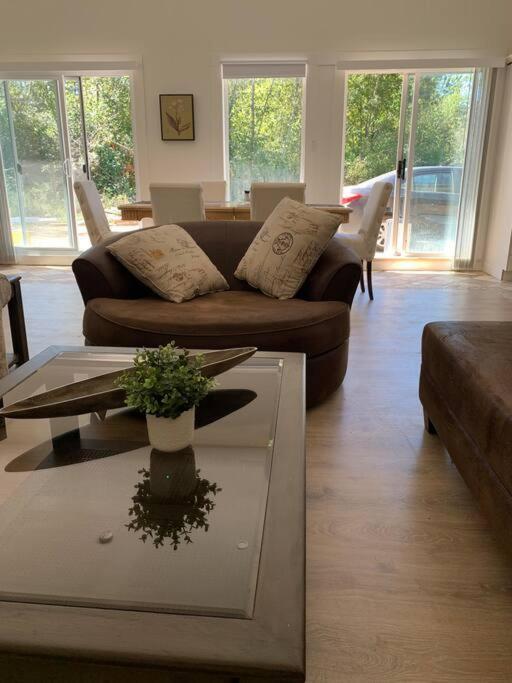 Country Home, Sleeps 6 Pets Friendly Port Alberni Exteriör bild