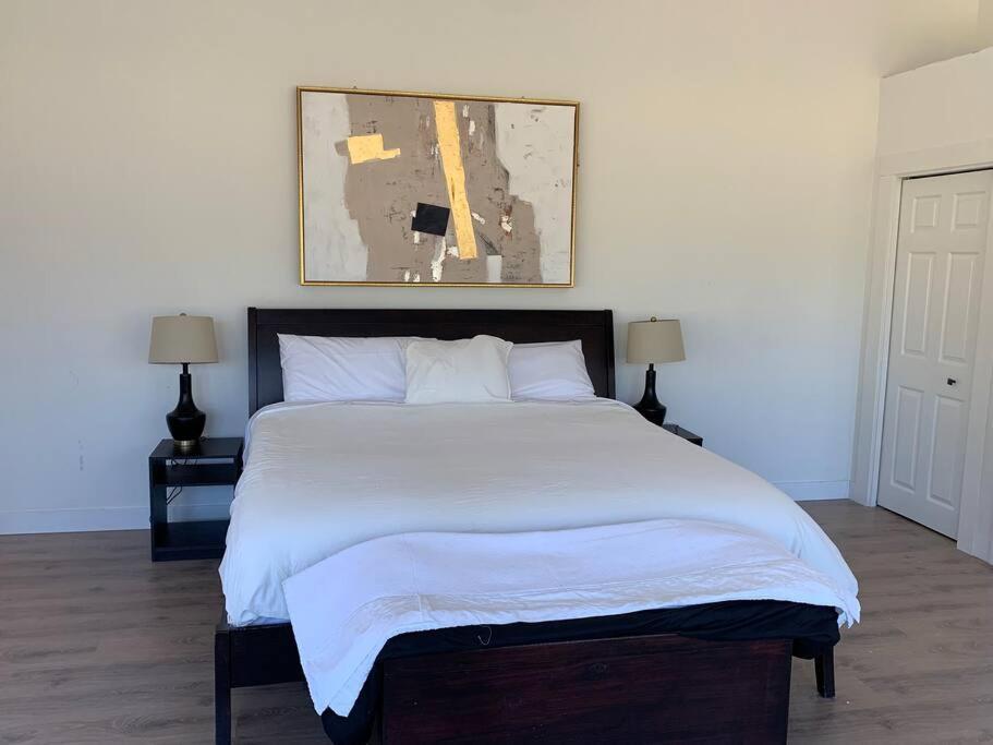 Country Home, Sleeps 6 Pets Friendly Port Alberni Exteriör bild