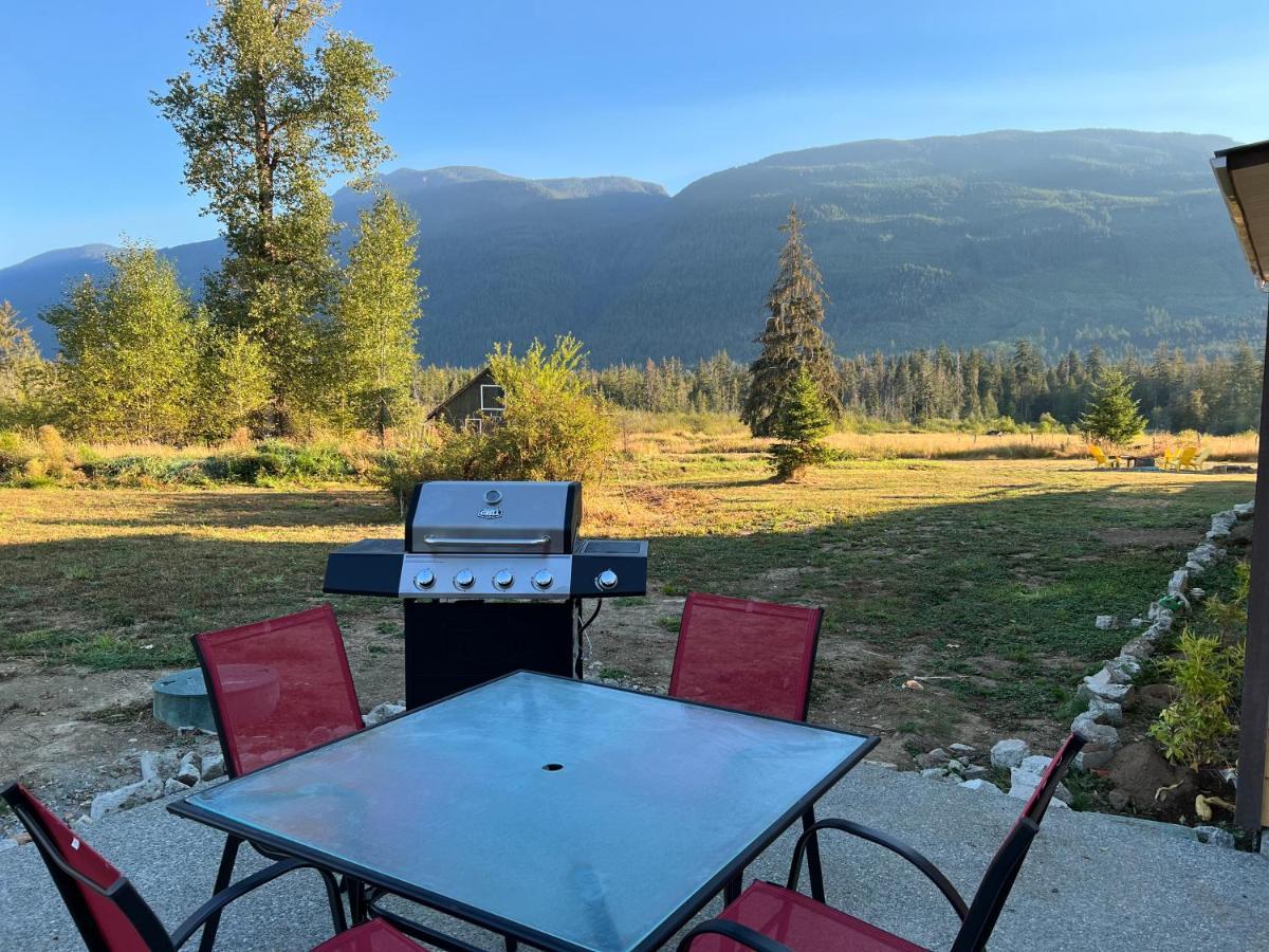 Country Home, Sleeps 6 Pets Friendly Port Alberni Exteriör bild